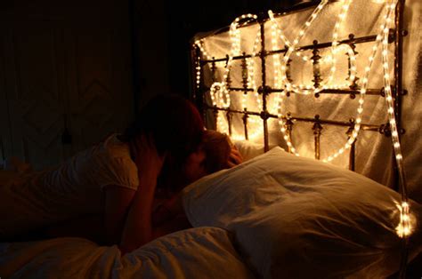 romantic couple pics at night|love in bed at night.